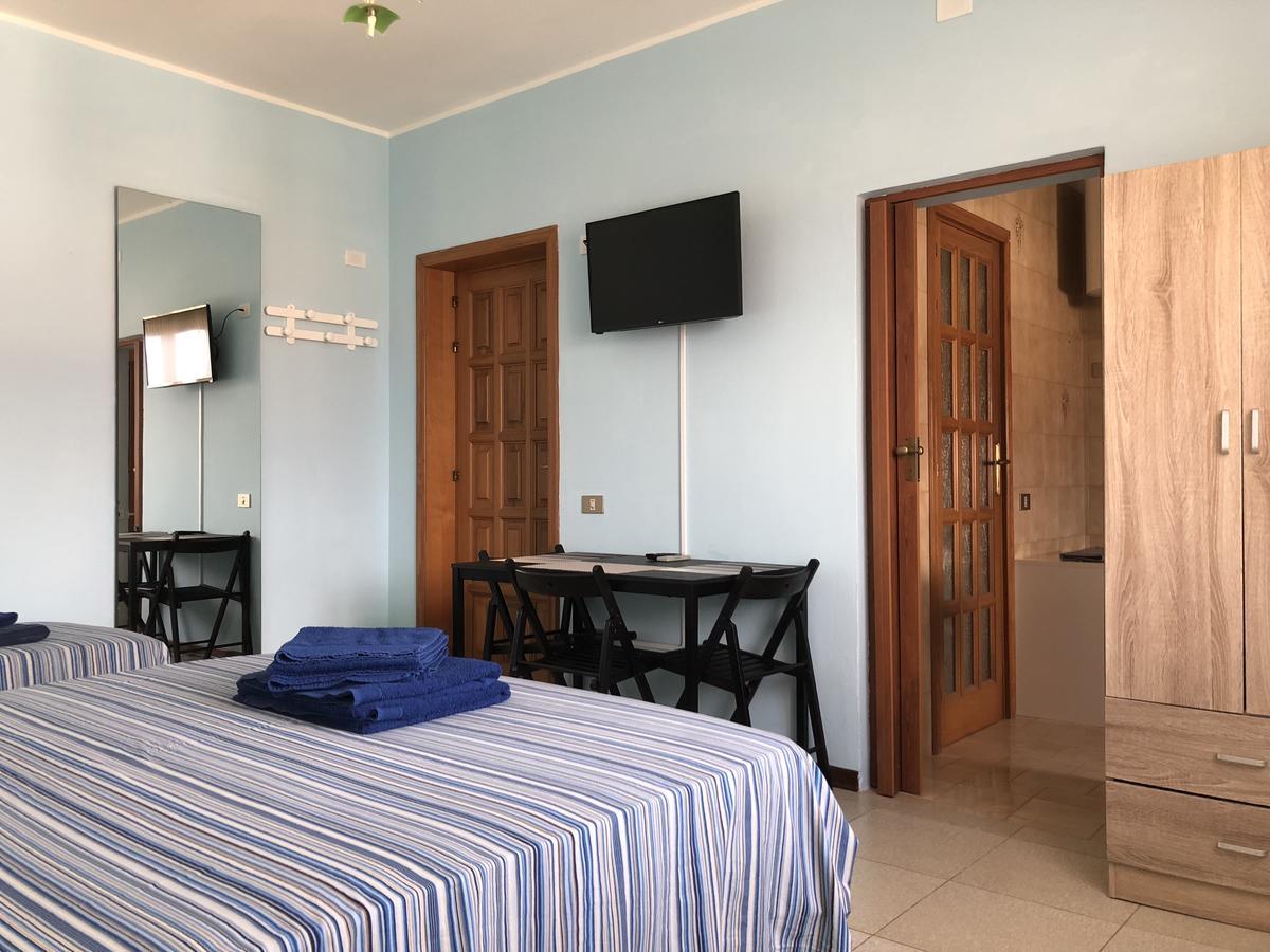 B&B Su Fassoi Santa Giusta Exteriér fotografie